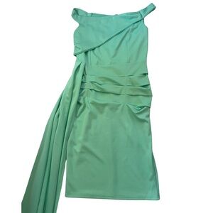 Elegant One-Shoulder Green Dress